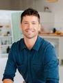 Dr. Justin Guy